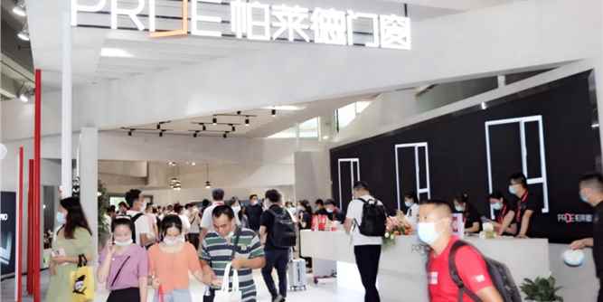 乘风破浪的小帕，建博会时尚icon