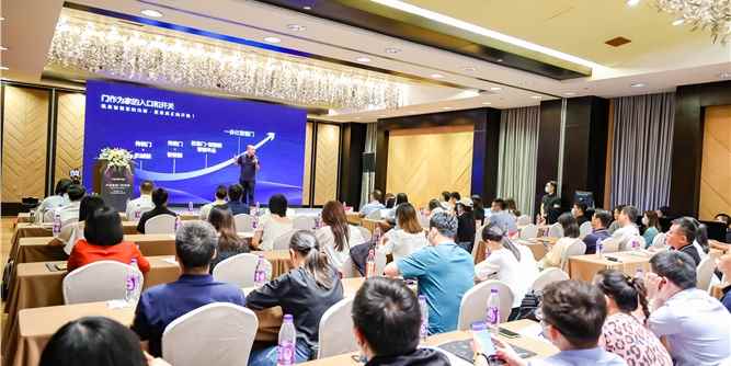 深耕10年智能锁领域，2020年亚太天能正式推出一体化智能门