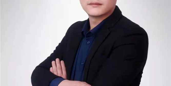 家阳台门：打造“互联网+产业链”一体化平台