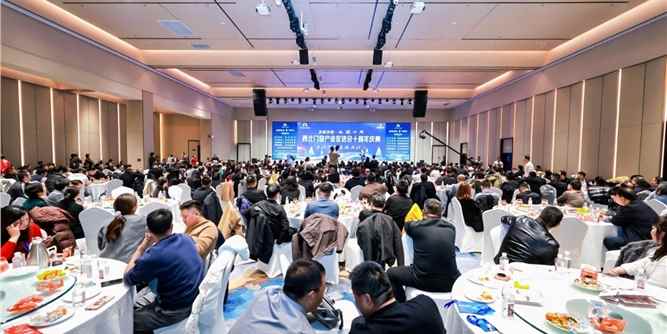 出席西北门窗产业促进会十周年庆典、调研陕西系统门窗行业