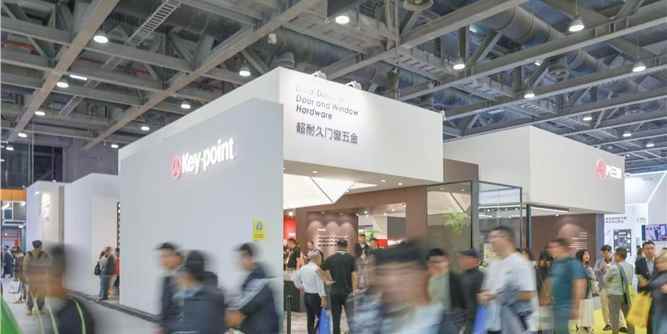 2026 WINDOOR深度对话 | 兴三星五金钟莉：以“超耐久五金”，领跑“好房子”建设新周期